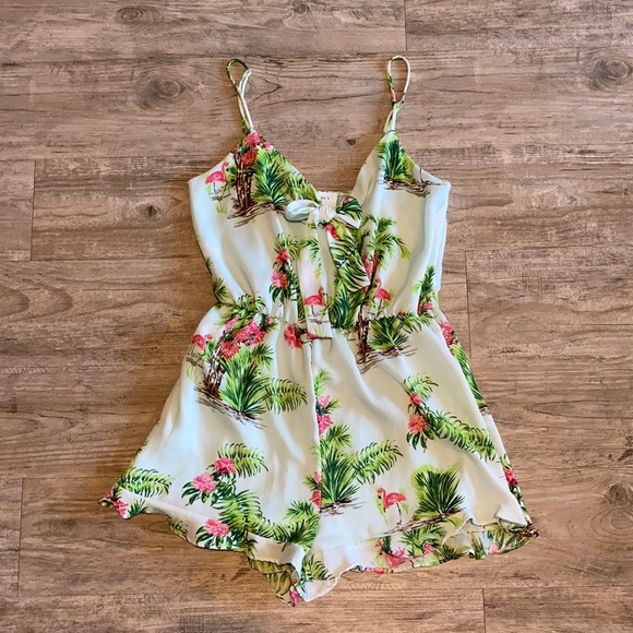 Everly Pants - Everly | Flamingo/tropical print romper💚